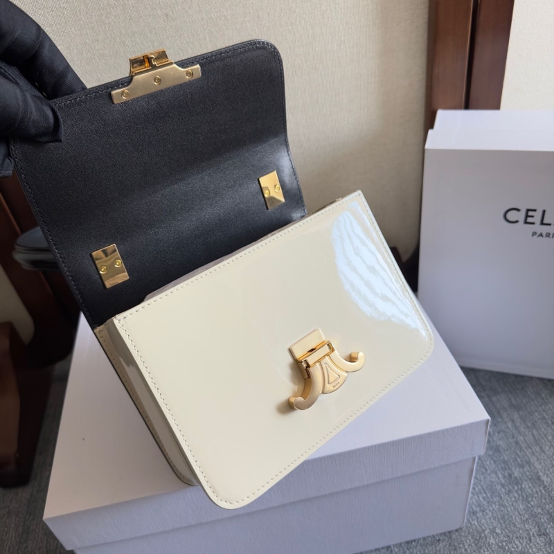 Ce1i*e triomphe bags